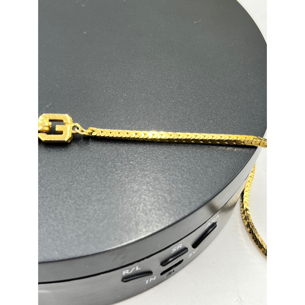 Givenchy Designer Vintage Herringbone Gold Plated Long chain 23" Necklace - Picture 12 of 16